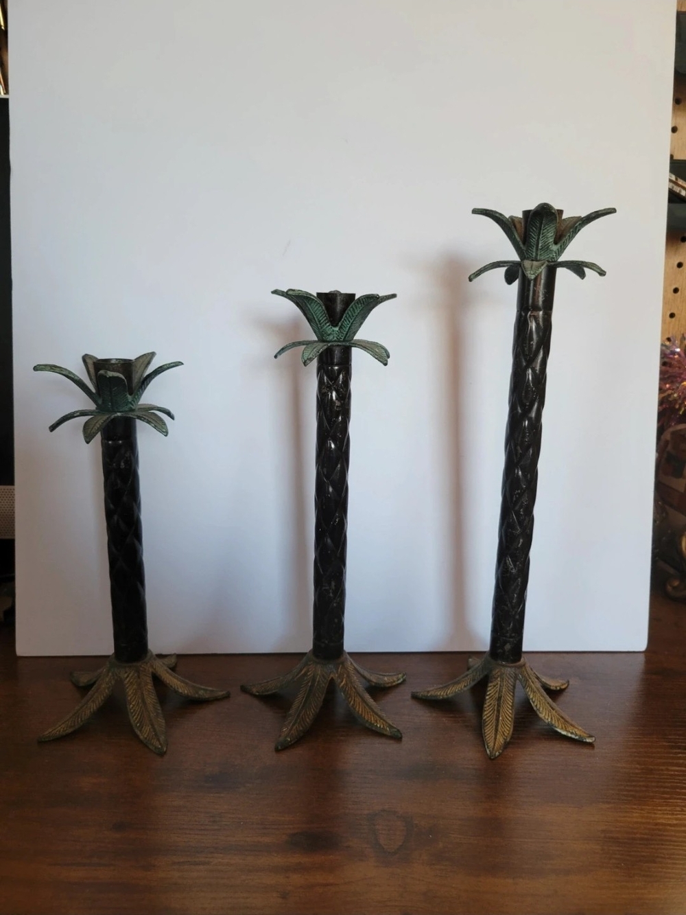 Antique-Style Metal Palm Leaf Candle Holders Set - Green/Bronze
